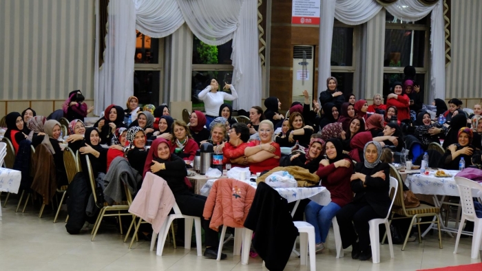 İlham veren kadınlar Gölcük’te moral depoladı
